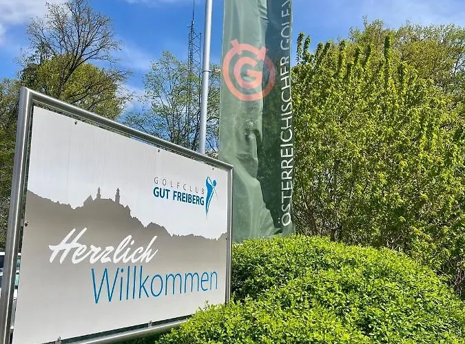 Golf-appartement شقة *